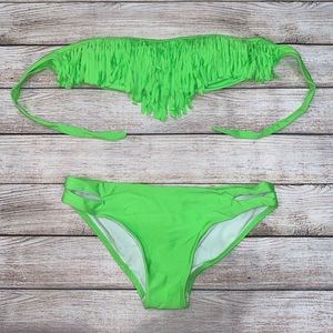 Neon tassel Bangeau two-piece